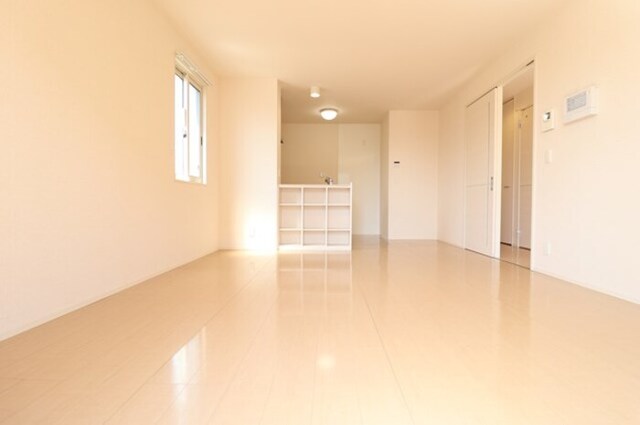 居室・リビング　リビング全景