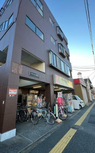 神奈川県相模原市中央区光が丘１の賃貸マンションの外観