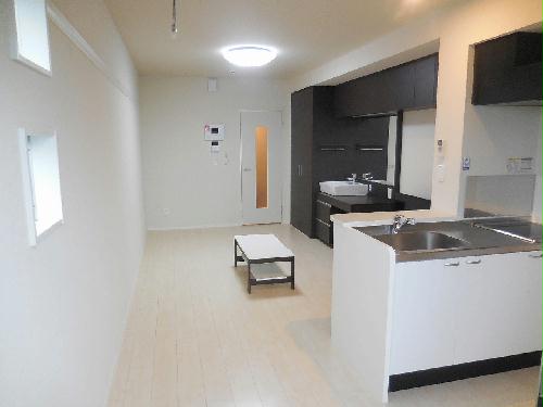 居室・リビング　広々とした洋室空間♪