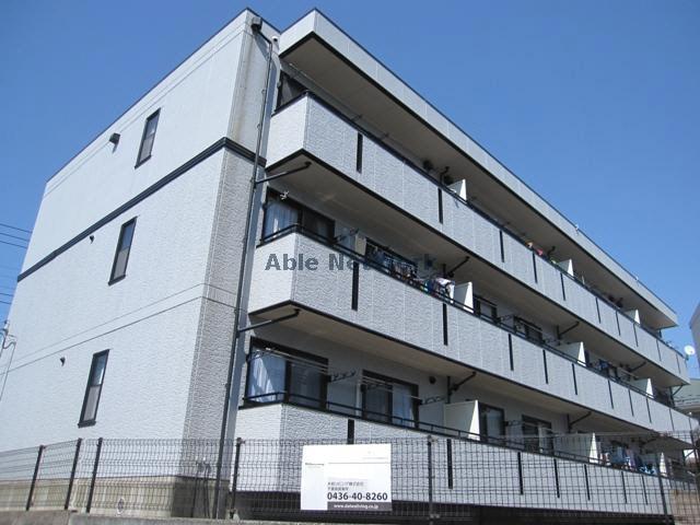 市原市山田橋のアパートの建物外観