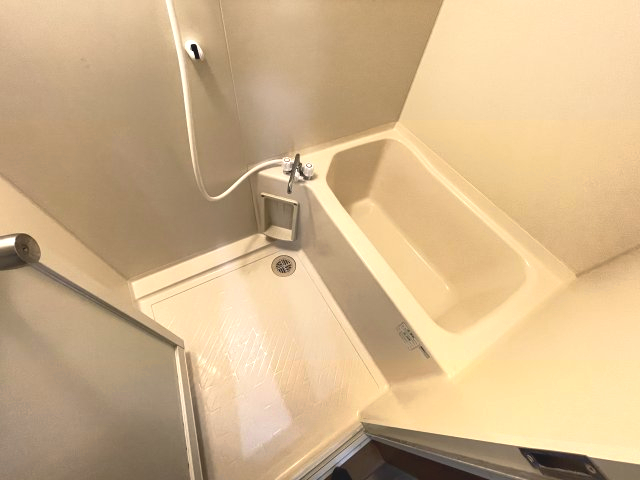 バス・シャワールーム　日々の疲れを癒すお風呂付です