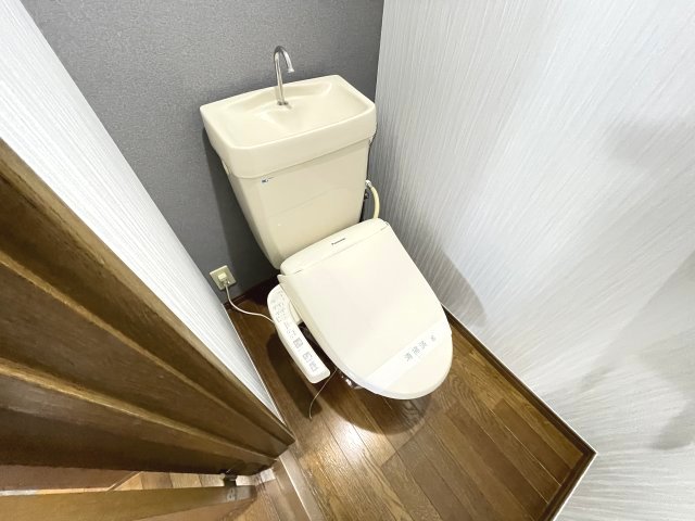 トイレ　コンパクトで使いやすいトイレです