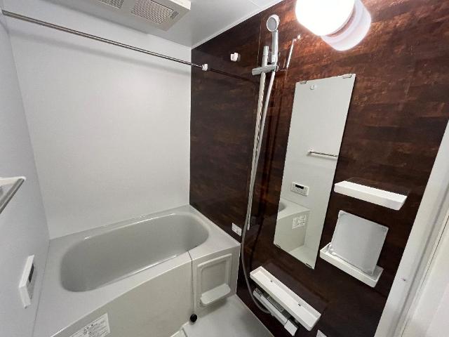 バス・シャワールーム　バス
