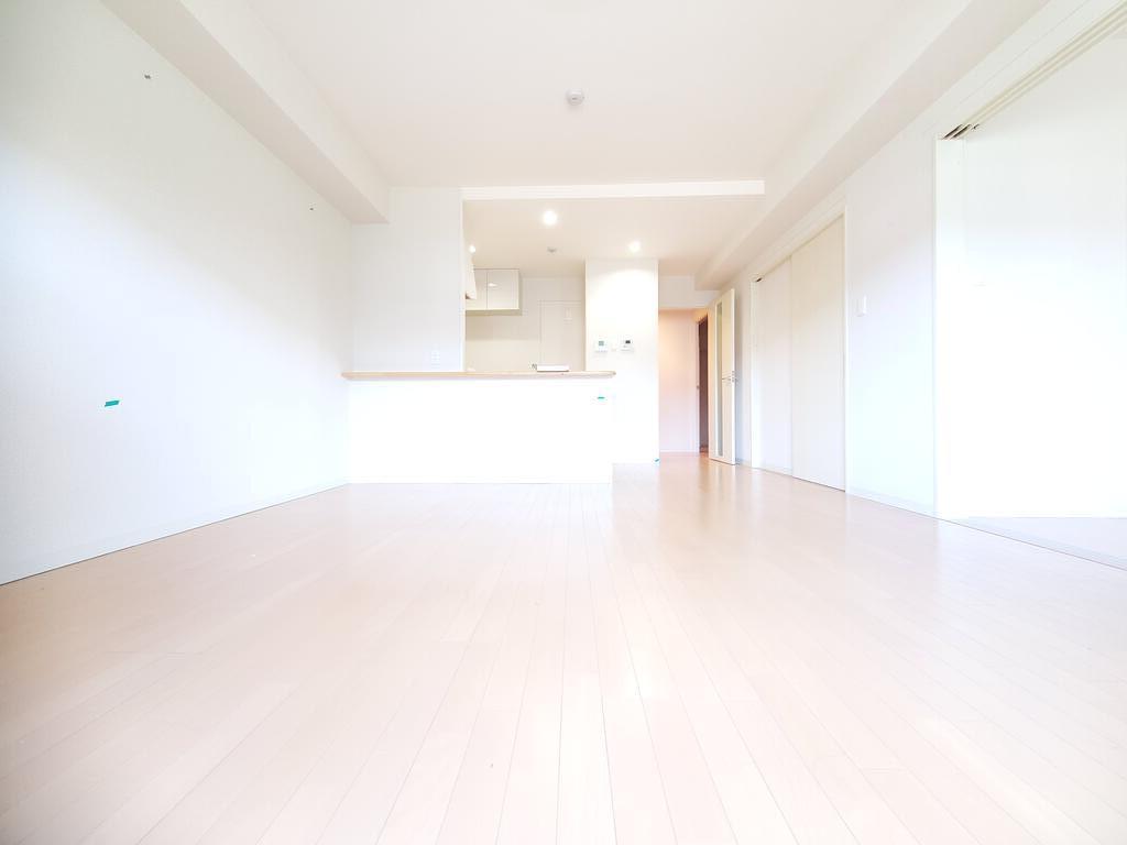 ブレスト我孫子町の居間写真