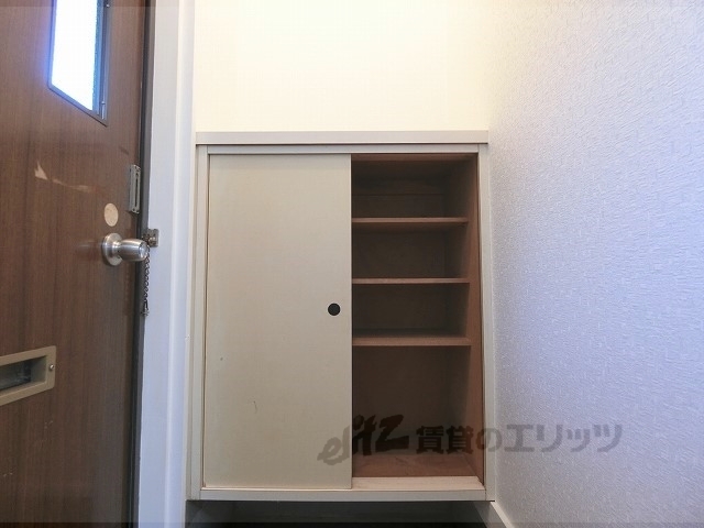 収納　下駄箱