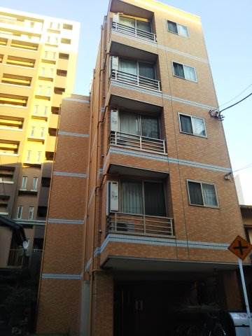 建物外観　プラージュ登戸の外観