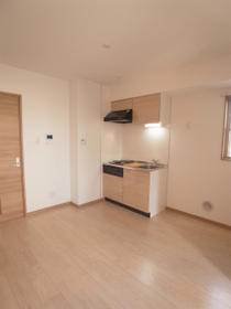 居室・リビング　プラージュ登戸のダイニング１