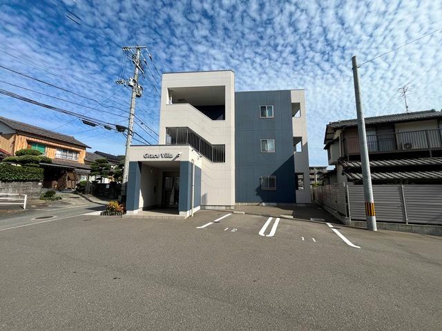 駐車場　外観写真（昼）