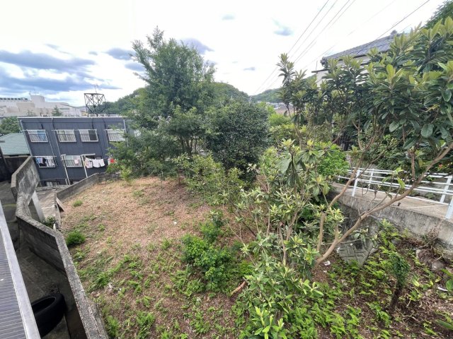 庭　約50坪の広い庭、自由にお使いください！