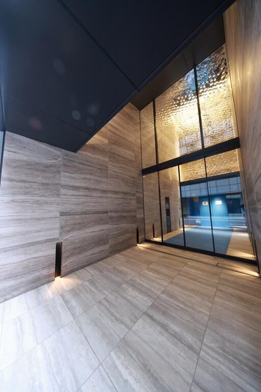 エントランス　エントランス