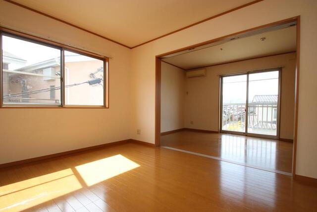 居室・リビング　リビング