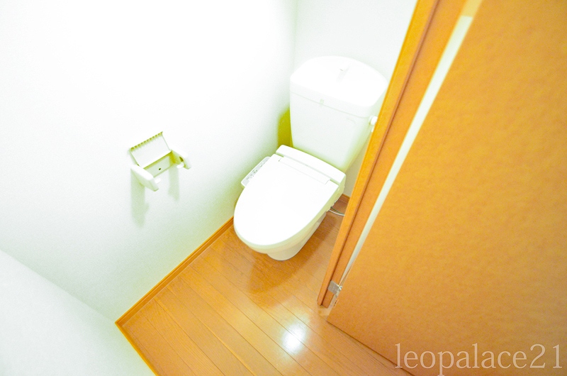 その他　温水洗浄便座　完備！！