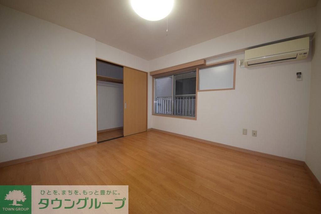 居室・リビング　※同建物別号室設備施工例　現況優先