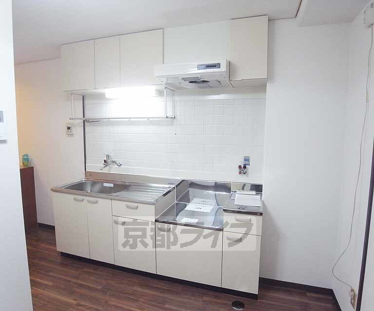 キッチン　大きなキッチンです