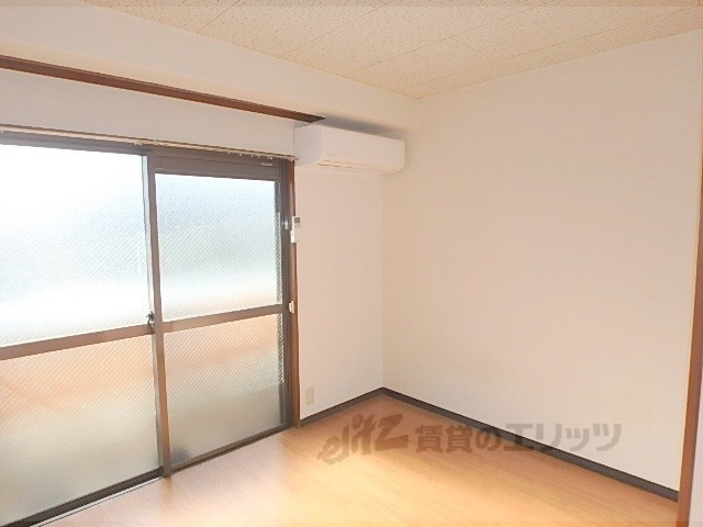 居室・リビング　居室