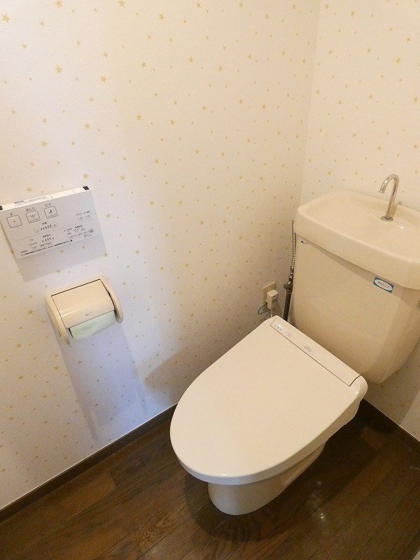 トイレ　別号室写真使用