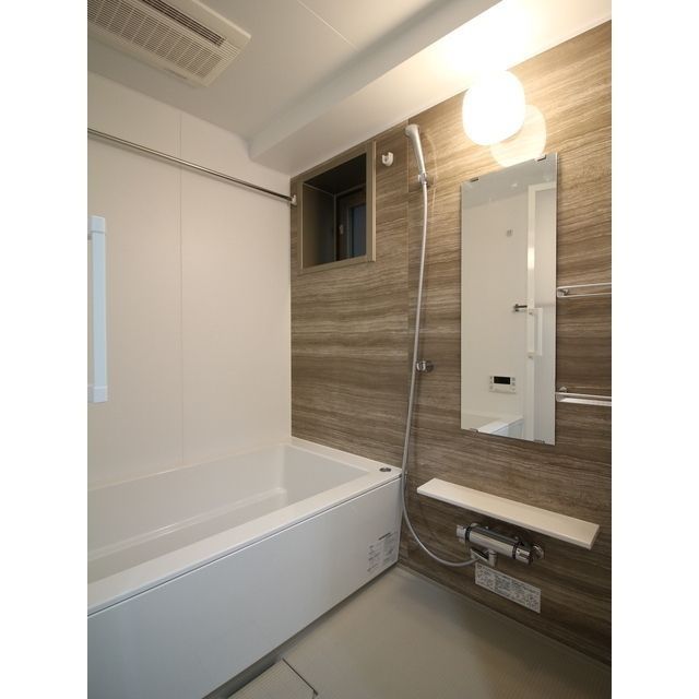 バス・シャワールーム　☆ゆったりくつろげるお風呂☆