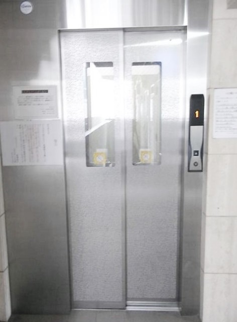その他　エレベーター付き