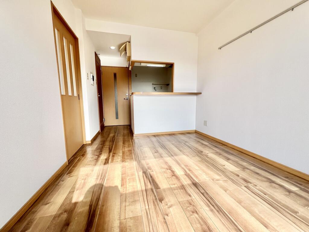 居室・リビング　※同物件、別号室の写真