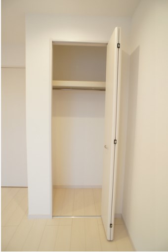 収納　洋室クローゼット