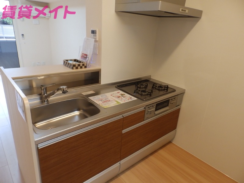 キッチン　同型参考写真