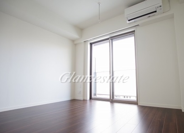 居室・リビング　☆陽の差し込む明るい室内☆