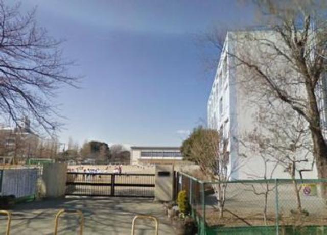 小学校　大和市立草柳小学校（小学校）まで136m