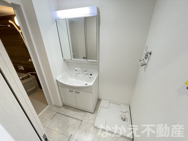 洗面設備　コンパクトで使いやすい洗面所