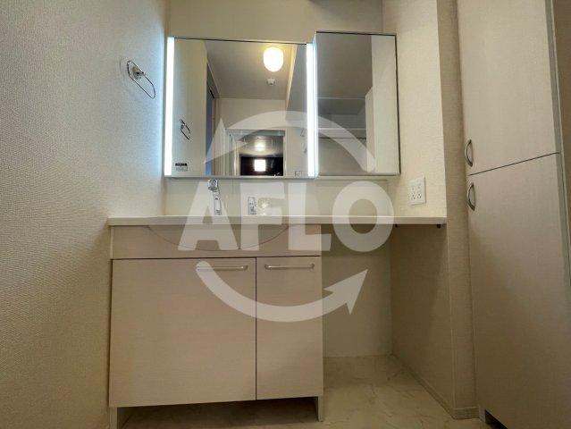 洗面設備　ロイヤルコート　独立洗面台