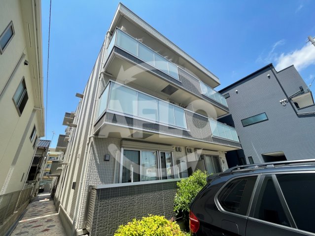 建物外観　ロイヤルコート　外観