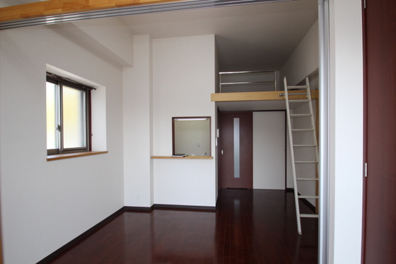 居室・リビング　※掲載写真は同マンション別部屋参考写真となります。