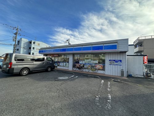 コンビニ　ローソン 八王子四谷町店（コンビニ）まで319m