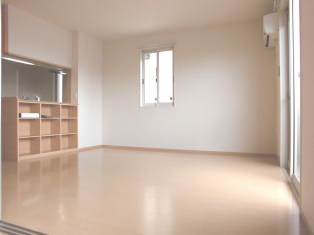 居室・リビング　写真は別のお部屋です。