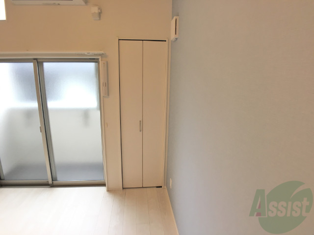 収納　クローゼットがありました。お洋服や荷物はここへ