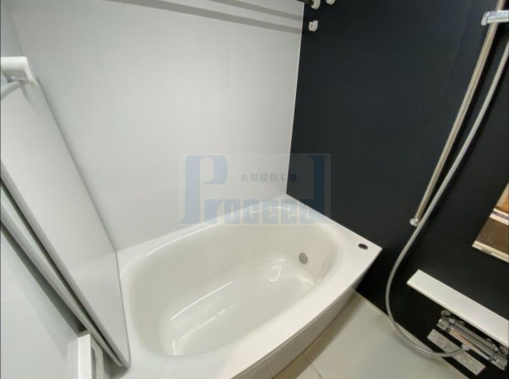 バス・シャワールーム　※別部屋参考写真