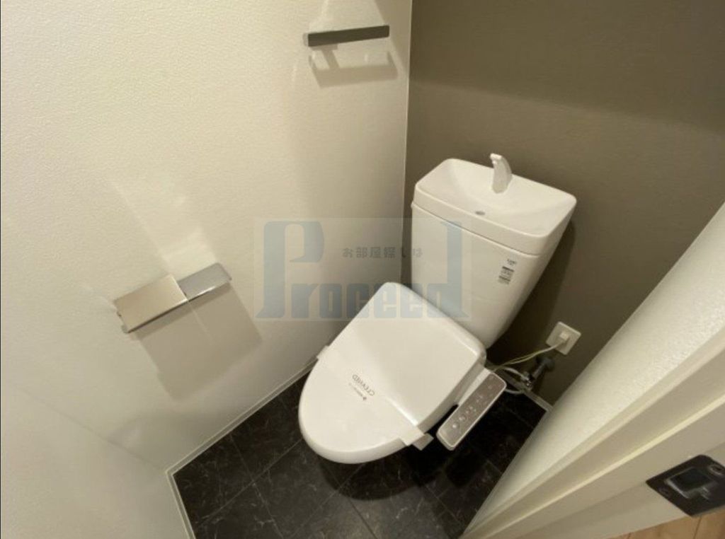 トイレ　※別部屋参考写真