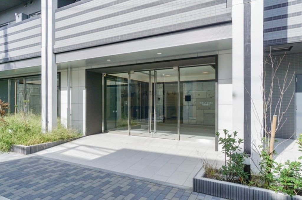 エントランス　きれいなエントランス！