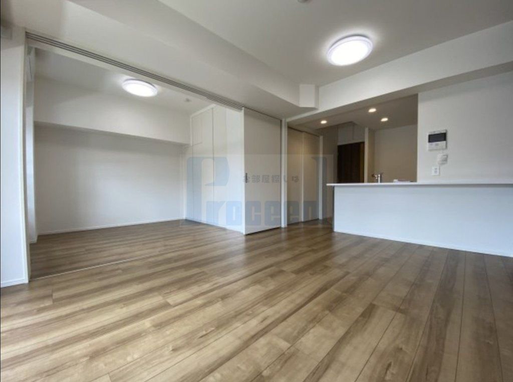 居室・リビング　※別部屋参考写真