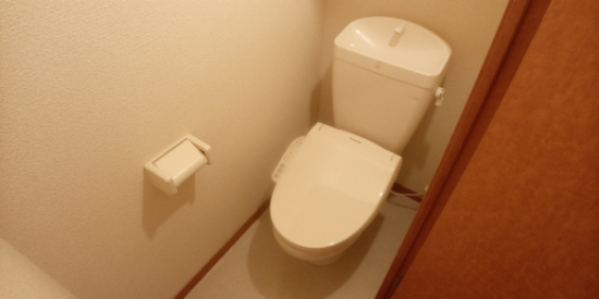 トイレ　設備仕様は号室により異なる為、現況を優先致します。