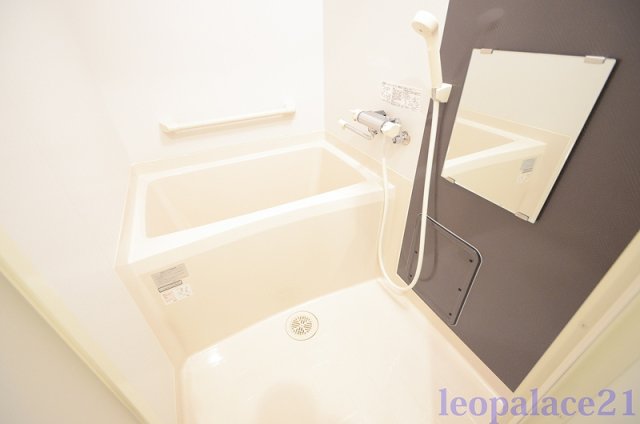 バス・シャワールーム　日々の疲れを癒すお風呂付です