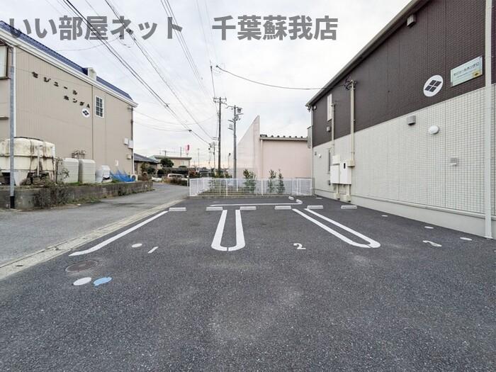 駐車場　駐車スペースもあります