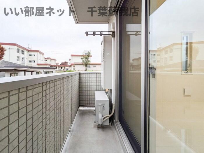 バルコニー　陽当たり良好なバルコニーです