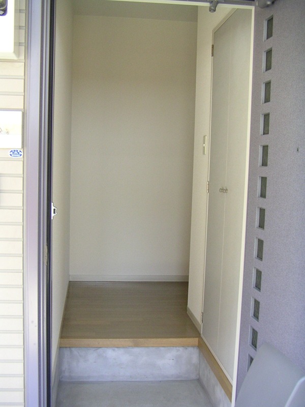 玄関　落ち着いた玄関です