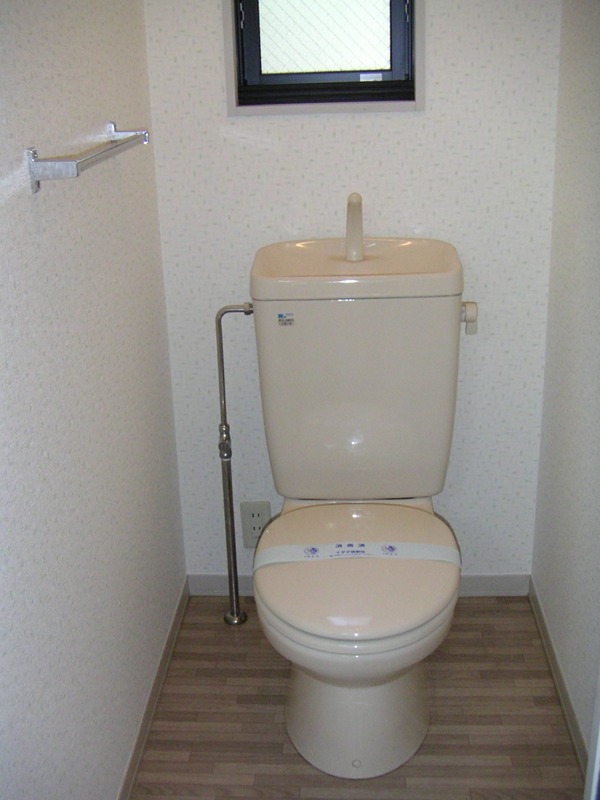 トイレ　落ち着いたトイレです