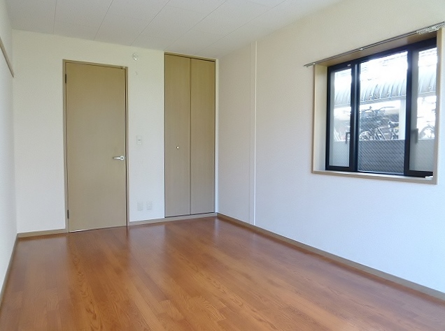 居室・リビング　104号室の写真です。