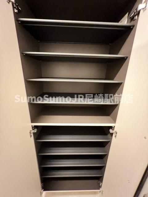 収納　ちょっとした収納スペースも充実しています