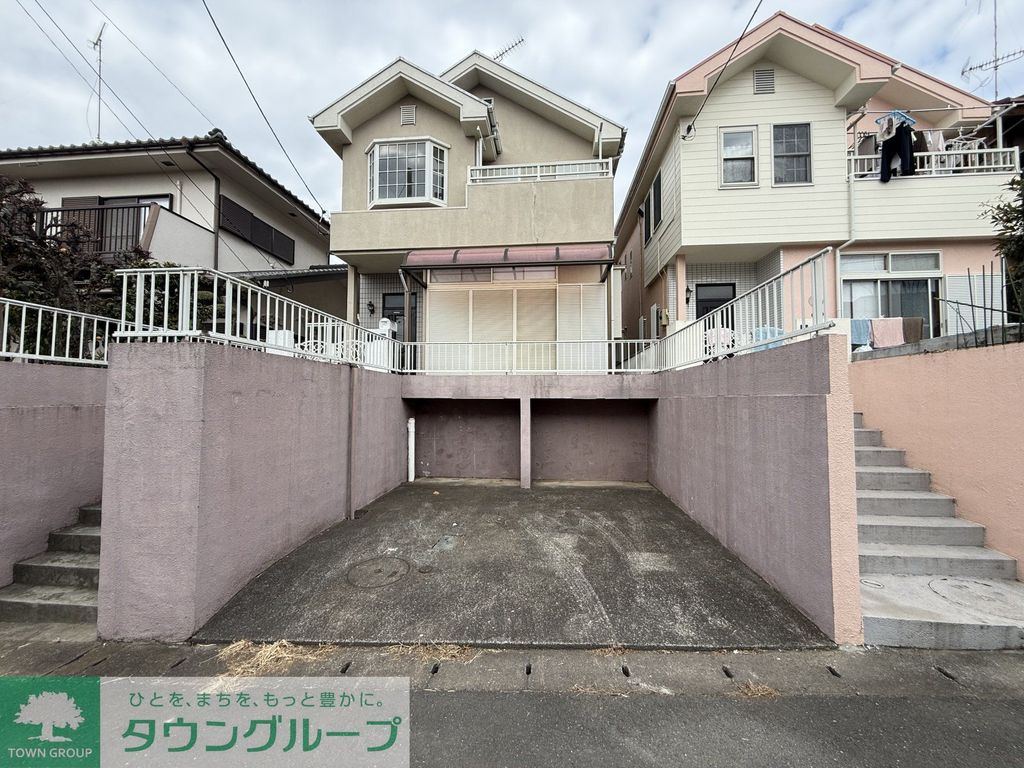 建物外観　エントランス