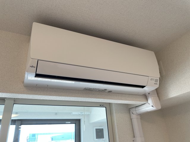 その他設備　エアコン２基付