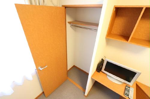 収納　大切な衣類を収納出来るクローゼットを完備！