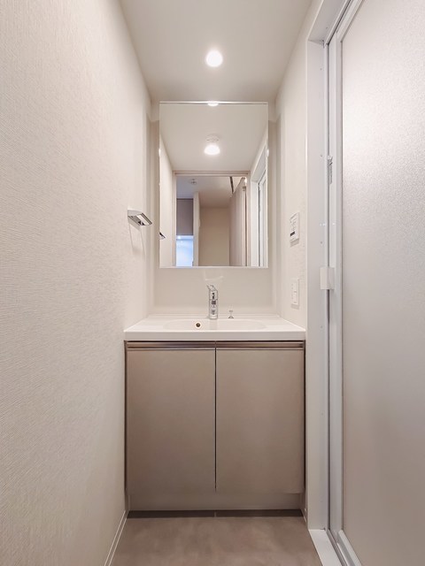 洗面設備　※写真は同タイプ住戸です。